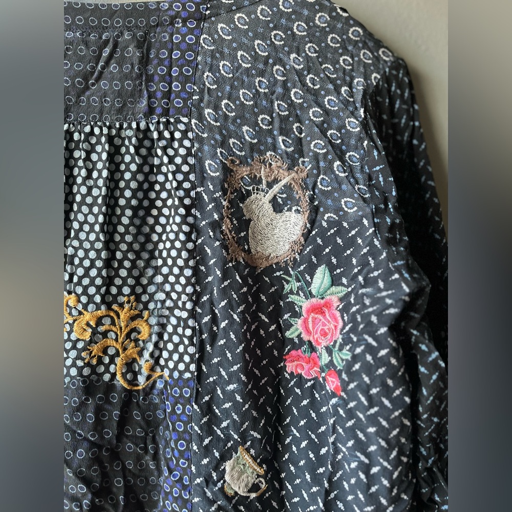 VHTF Johnny Was Black Floral Embroidered Patchwork Blouse Wonderland Quirky - Picture 8 of 10